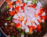 मिक्स चना चाट(mix chana chaat recipe in Hindi) रेसिपी चरण 4 फोटो