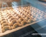 Vaníliás kiflik recept fázis 2 fotója