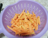 Foto del paso 1 de la receta: Batatas "fritas" en airfryer