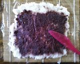 A picture of step 4 of Rolled-Up Ohagi with Walnuts and Cheese.