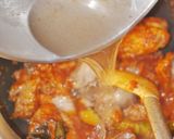 Foto langkah ke 2 dari resep Ayam Telur Semur Pedas.
