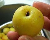 A picture of step 1 of Ume Juice That's Ready In 1 Week.