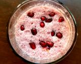 A picture of step 2 of Pomegranate Milkshake.
