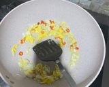 Foto langkah ke 3 dari resep Mie Goreng Kornet.