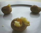 A picture of step 5 of How to Boil Potatoes in the Microwave.
