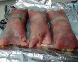 A picture of step 2 of Spinach And Mushroom With Cheese Ham Roll.