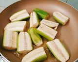 Hình bước làm 1 của món Cá lăng kho chuối xanh
