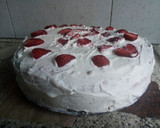Foto del paso 7 de la receta: Torta de frutillas y crema🍓