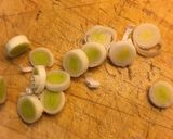 Foto del paso 3 de la receta: Pastel de puerro, calabacín y ajetes para niños 👦🏻👶🏼 BLW (+12 M)