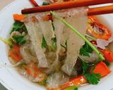 A picture of step 3 of Rice Noodles Made from Rice Paper.