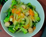 Foto langkah ke 6 dari resep Tjaptjae sosis.
