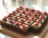 Foto langkah ke 10 dari resep Cake Ulang Tahun Sederhana Lembut Enak.