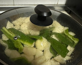 Foto del paso 7 de la receta: Patatas en ajo pollo