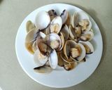 Hình bước làm 2 của món Canh Miso nghêu