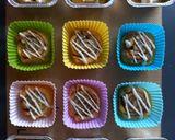 Foto langkah ke 6 dari resep Cinnamon Roll Bread Pudding | Puding Roti Tawar Gulung KayuManis.