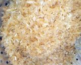 A picture of step 2 of Fried rice.