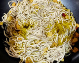 Foto del paso 3 de la receta: Mix de spaghetti con anguriñas de surimi y mejillones