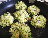 Une image de l'étape 7 de Cookies de courgettes.
