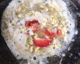 Foto langkah ke 3 dari resep Cah Enoki Telur.