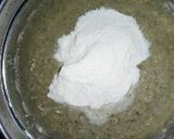 A picture of step 2 of Sprouted moong dal dosa.