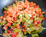 Foto del paso 6 de la receta: Bowl de quinoa con verduras y huevo