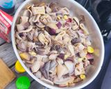 Foto del paso 2 de la receta: Calamares en Salsa con Arroz y Mariscos