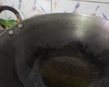 A picture of step 2 of Aloo Gobhi.