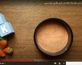 صورة لخطوة 3 من وصفة كيك الايس كريم بالفراولة سهل وسريع
