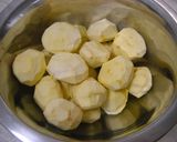 A picture of step 1 of Freezer Stocked Chestnuts for Chestnut Rice.