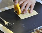 A picture of step 6 of Pastel - A Brazilian Dish.