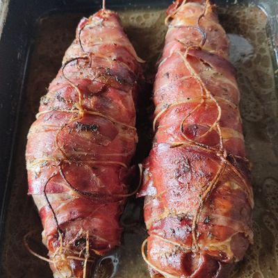 Filetto di maiale avvolto nello speck