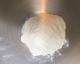 Une image de l'étape 1 de Pâte sablée aux amandes et lait.