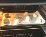 Foto langkah ke 7 dari resep Cheese drop biscuits.