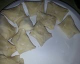 A picture of step 6 of Crab or beef wontons.