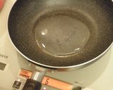 A picture of step 1 of Easy Kabocha Pudding in a Frying Pan.