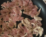 Foto del paso 2 de la receta: Judías verdes con pechuga y huevo escalfado