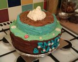 A picture of step 9 of Vickys 'FROZEN' Cake - Decoration Idea.