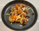 A picture of step 7 of Takoyaki (octopus balls).