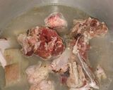 Foto langkah ke 1 dari resep Sop Tulang Sapi.