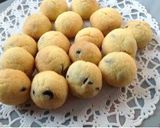A picture of step 8 of Round and Crispy Chocolate Chip Cookies.