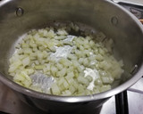 Foto del paso 2 de la receta: Arroz meloso con Longaniza, Habas y Guisantes