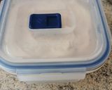 A picture of step 3 of Healthy icecream.