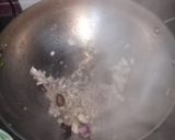 A picture of step 4 of Matar Mushroom pulao.