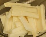 A picture of step 1 of Fluffy & Creamy Yamaimo Salad.