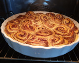 Cinnamon Rolls fehércsokis mázzal recept fázis 5 fotója