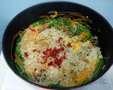 A picture of step 5 of Fried Ramen With Eggs.
