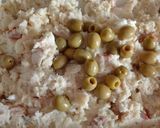 Foto del paso 4 de la receta Ensaladilla de merluza y gambas