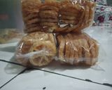 Foto langkah ke 9 dari resep Kembang goyang.