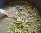 Foto del paso 3 de la receta: Picadillo de pavo con ejotes y calabacitas en salsa verde