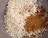 A picture of step 5 of Veg pulao.